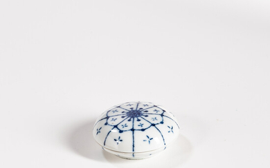 Blue and White Seal Paste Box and Cover