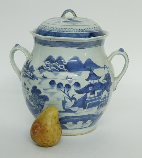 Canton Slop Jar with Lid, 19th Century