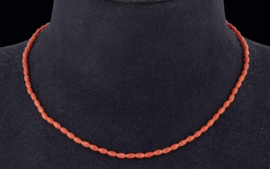 Coral neckalce with gold clasp