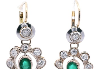 Drop Earrings in 18kt gold and Platinum with Emeralds and...