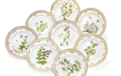 SOLD. "Flora Danica" eight porcelain lunch plates. 3550. Royal Copenhagen. Diam. 22.5 cm. (8) – Bruun Rasmussen Auctioneers of Fine Art