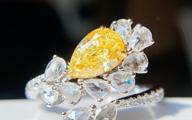 GIA CERTIFIED 14K GOLD 1.66 CTW NATURAL YELLOW DIAMOND & DIAMOND RING
