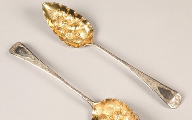 George III pair of silver gilt berry spoons, London 1799, ma...
