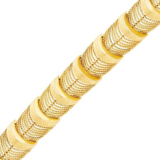 Gold Rope-Twist Wire Link Bracelet