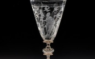 Kelchglas mit Minerva, Eule und Esel