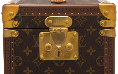 Louis Vuitton Brown Monogram Coated Canvas Train Case Condition:...