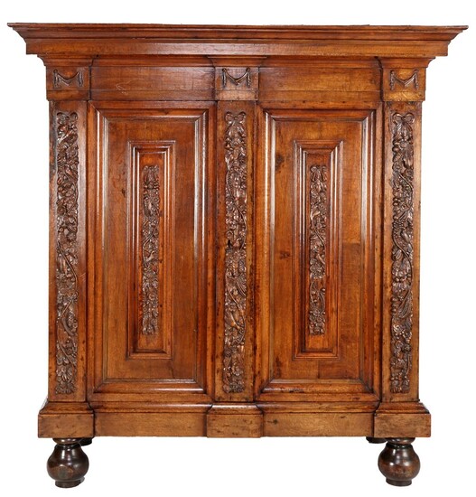(-), Solid oak 2-door Louis XVI tendril cabinet...