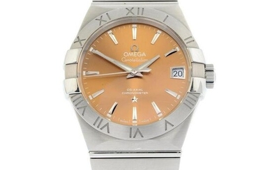 OMEGA - a Constellation bracelet watch. Stainless steel case with chapter ring bezel and exhibition