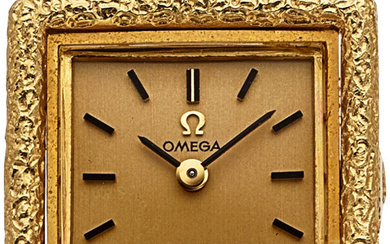 Omega, 18k Yellow Gold Lady's wristwatch Circa 1968 Case:...