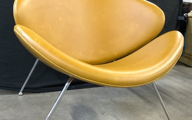 PIERRE PAULIN Artifort Orange Slice Chair 1960