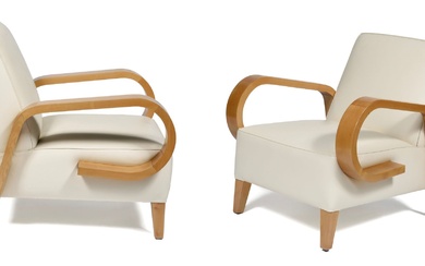 Paire de fauteuils à large accotoir en bois... - Lot 68 - Digard Auction