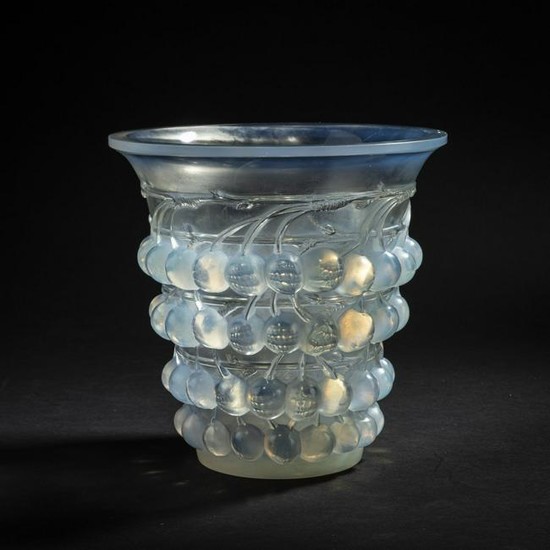 René Lalique, 'Montmorency' vase, 1930
