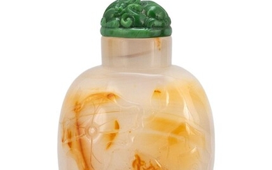 CHINESE CHALCEDONY AGATE SNUFF BOTTLE 19th Century In...