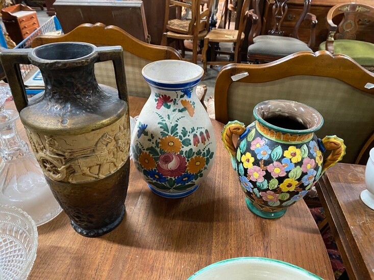 Vase à anses en céramique de Monaco à décor... - Lot 68 - Briscadieu