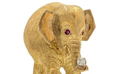 YELLOW GOLD, DIAMOND AND RUBY ELEPHANT BROOCH