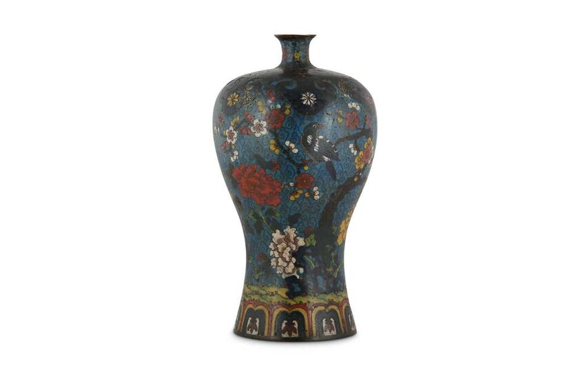A CLOISONNÉ ENAMEL VASE, MEIPING. Decorated with birds among...