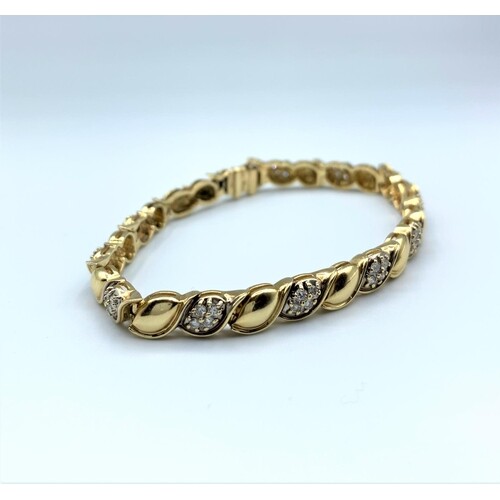 14k yellow gold diamond (approx 0.75ct) bracelet, weight 22....