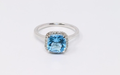 14kt Ladies Diamond/Blue Topaz