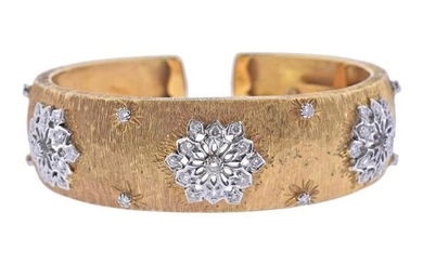 18k Gold Diamond Cuff Bracelet