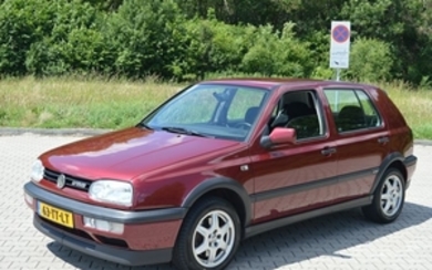Volkswagen - GolfIII VR6 manual95.000 KM - 1995