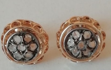 18 kt. Gold, Silver - Earrings Diamond