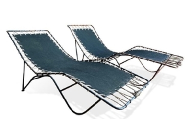 Pair Of Pipsan Saarinen Swanson Lounge Chairs