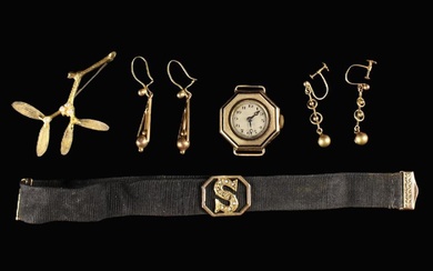 A 14K E. Blancpain Fils Swiss Lady's Wrist Watch (working) in octagonal case with black enamel borde