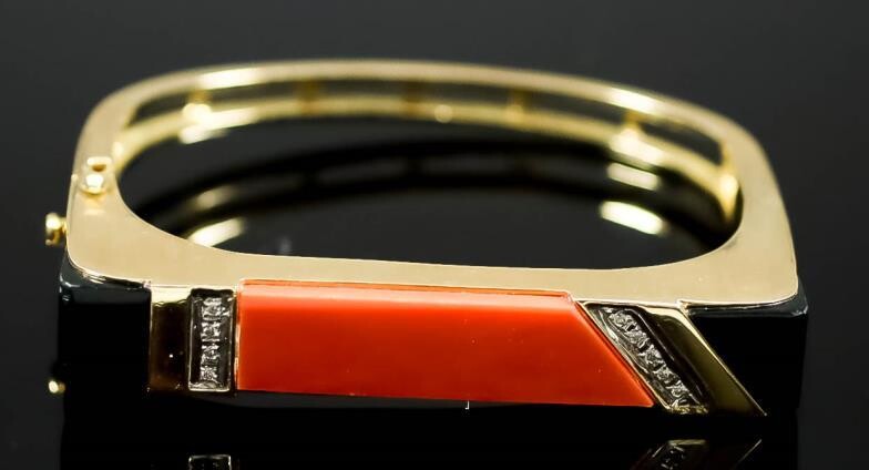 A 14ct Gold and Hard Stone Stiff Bracelet, Modern,...