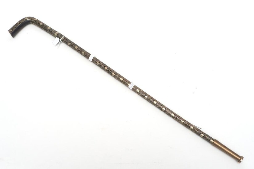 A 19TH CENTURY PROFUSELY INLAY SILVER WALKING STICK, POSSIBLY CHINESE ORIGIN L.77CM