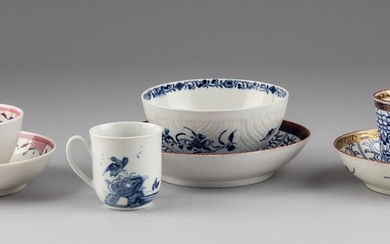 A First Period Worcester Cormorant pattern teacup circa 1755-1760