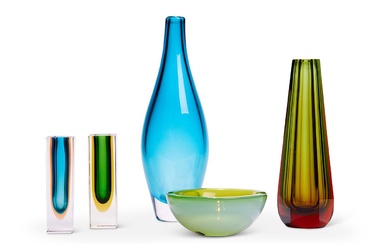 A GROUP OF FIVE MURANO GLASS VASES AND BOWLS, 20TH CENTURY