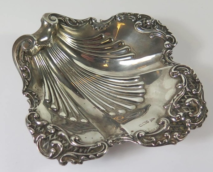 A George V Silver Scallop Shaped Dish, Sheffield 1926, Walke...
