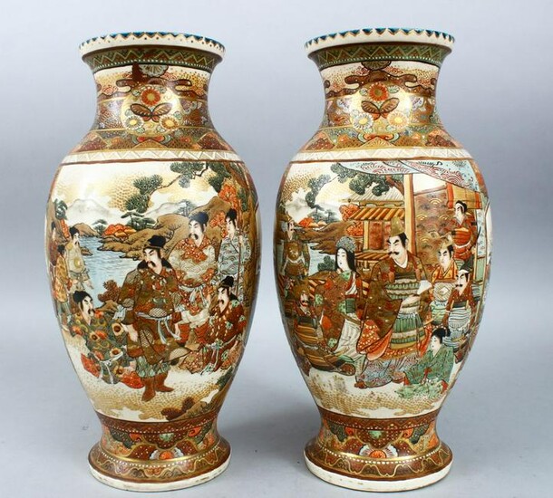 A PAIR OF JAPANESE MEIJI PERIOD SATSUMA VASES, the body