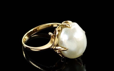 A Pearl Ring.