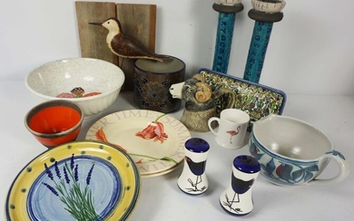 A quantity of assorted ceramics and decorative objects, including a model of a sandpiper by Mike