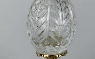 AN IMPERIAL FABERGE CRYSTAL EGG