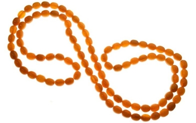Amber bead necklace, composed of ninety-six beads, 143g gross...