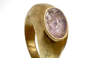 Ancient Roman Gold and amethyst Intaglio Ring, engraved with Eros (Cupid)