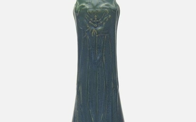 Artus Van Briggle for Van Briggle Pottery, Early vase