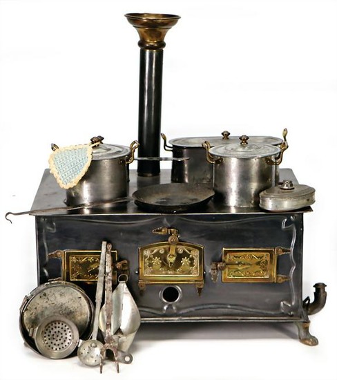 BING doll kitchen stove, height: 32 cm, width: 30.5 cm
