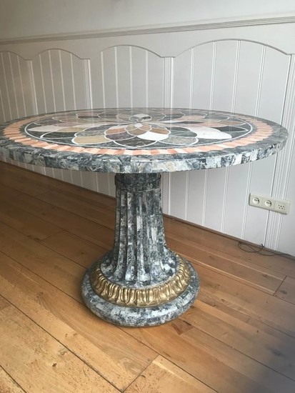 Beautiful Italian marble round hall table. Inlaid with flower pattern of colored marble.