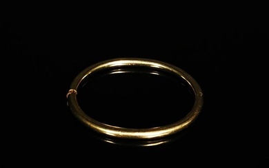 Bracelet semi-rigide en or jaune. D_5cm. 15,88... - Lot 169 - Métayer-Mermoz Maison de Ventes aux Enchères Nevers