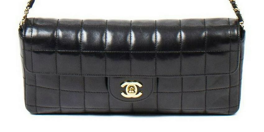 Chanel Vintage 2002 Tan Patent Choco Bar Medium Flap Bag – I MISS