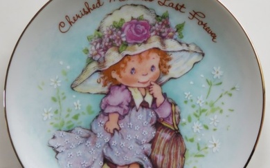 Cherished Moments Last Forever, 1981 Mother's Day Porcelain Plate, Avon