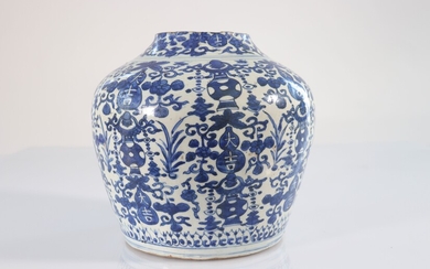 Chine vase blanc bleu d'époque Ming