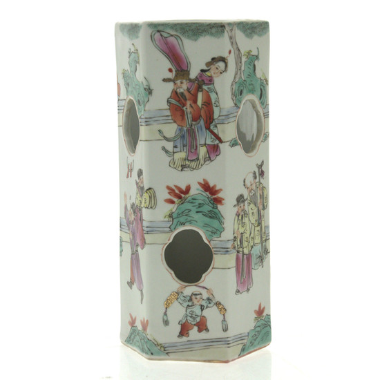 Chinese Porcelain Hat Stand.