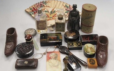 Collectors items including unused 'Phul Nana' perfume bottle, painted lacquer snuff box, pair