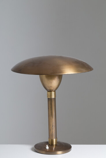 Déco table lamp in brass. 40s