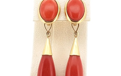 Earrings - 18 kt. Yellow gold - 41.00 tw. Coral