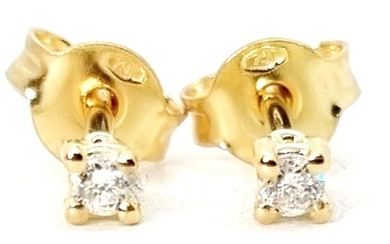 Earrings in 18 kt gold 750 mm gr. 0.90 <br>...